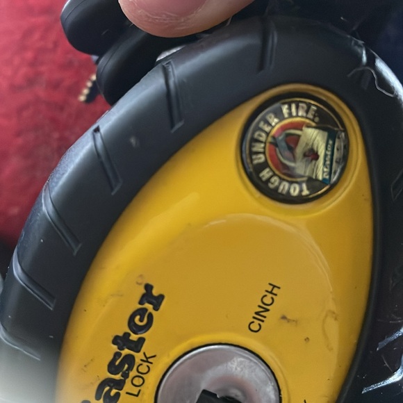 Master Lock - Picture 4 of 5